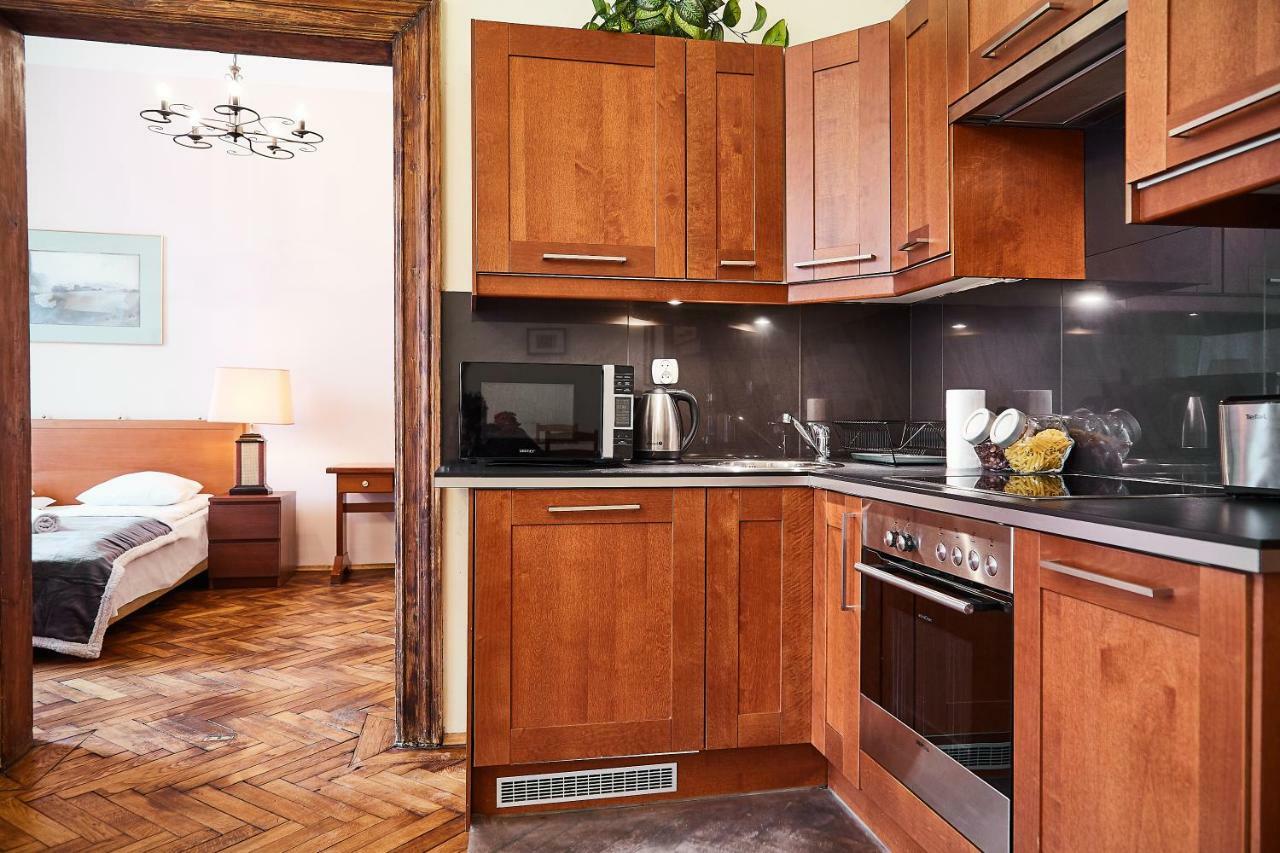 Prestige Location Pijarska Street Apartmán *